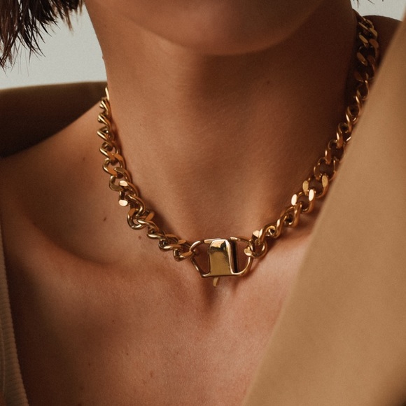 Clasp Chain necklace - Picture 4 of 5